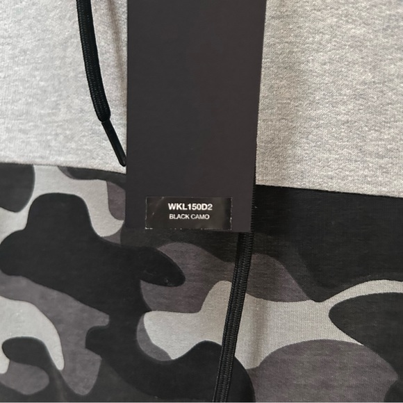 Westy Mfg Co~ Black + Gray Camo Hoodie Sweatshirt in size Medium (Men’s) - Picture 7 of 12